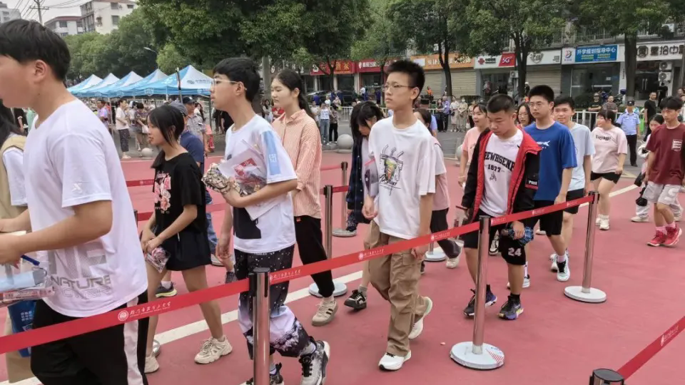 河南：多地中考建档线公布，分数比去年有所降低！