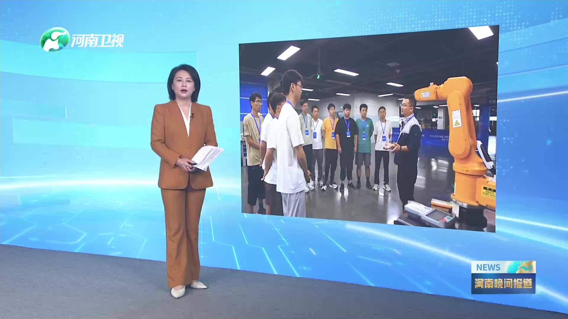 漯河：大学生进技校 “文凭+技术”拓宽就业路