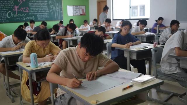 河南2024级高中学生学业水平考试成绩可查！