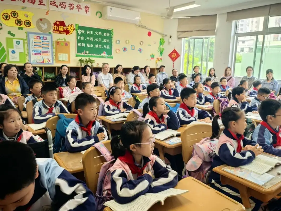 最新！郑州公布2026年社会事务进校园白名单