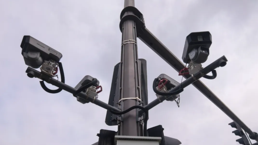 【在央廣聽河南】鄭州啟用電動車AI智能管控系統(tǒng) 首批在4個核心路口投用