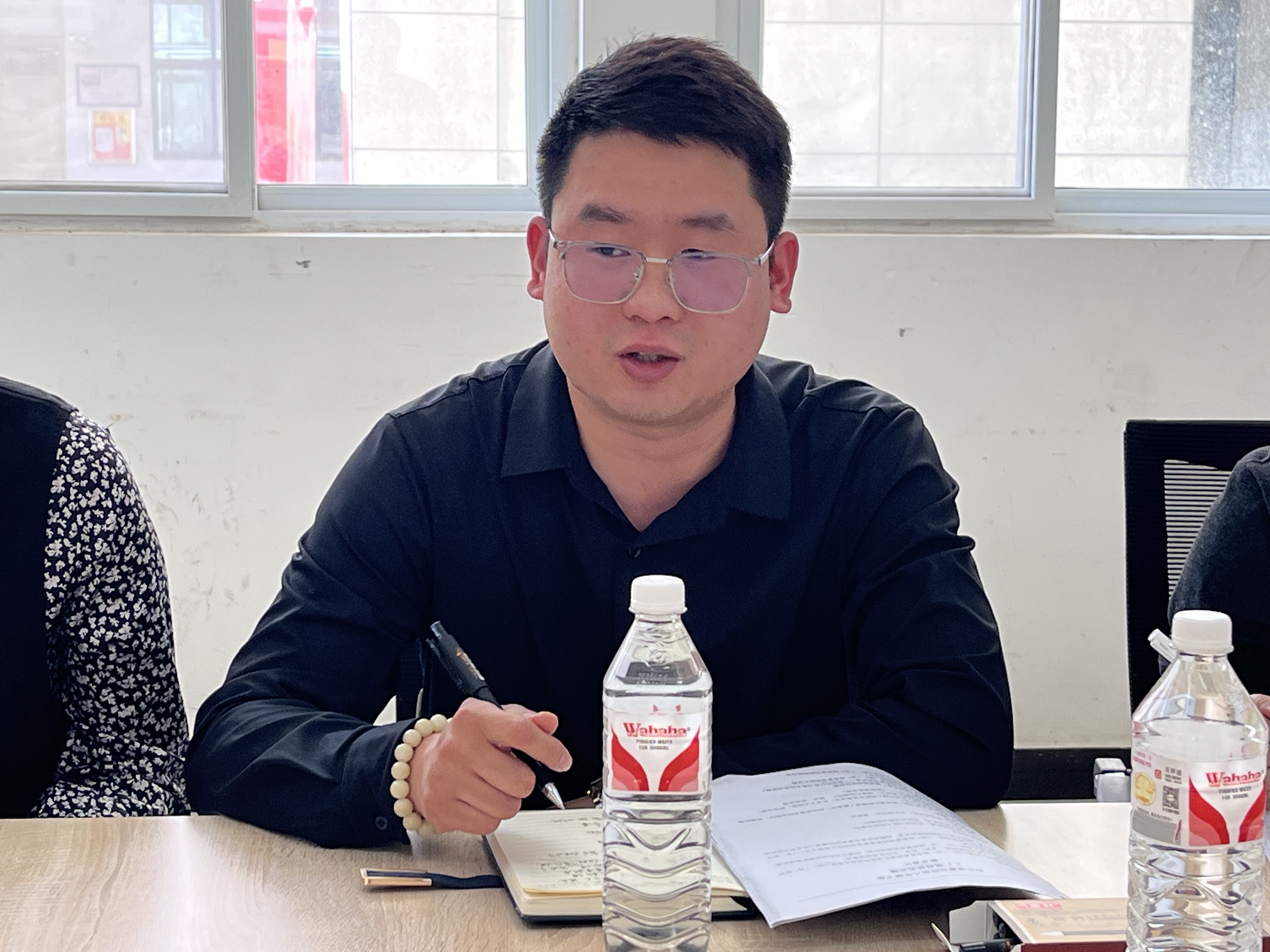 鲁山二高教师郭盈朋郭盈朋认为,教师应关注全体学生,优化课堂互动