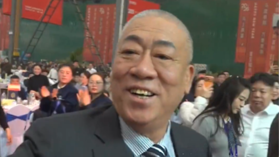 河南“最爱发钱老板”开工首日两小时签单破亿，全天超4亿！