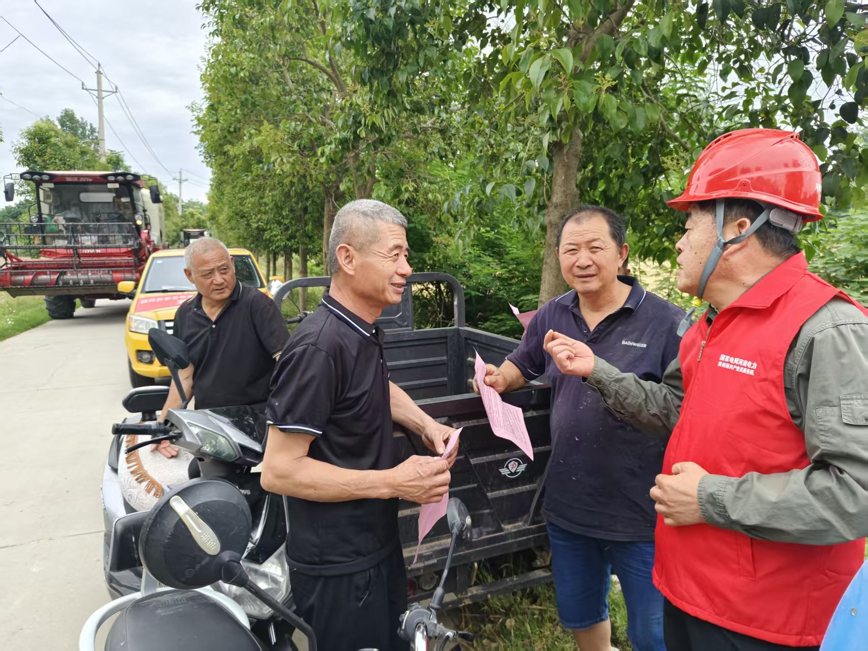 国网新蔡县供电公司:安全生产月 宣传筑平安