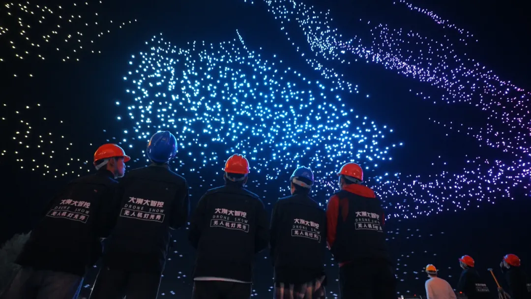 预告丨“万里挑一·星河入湖”万绿湖万架无人机光影秀即将开启