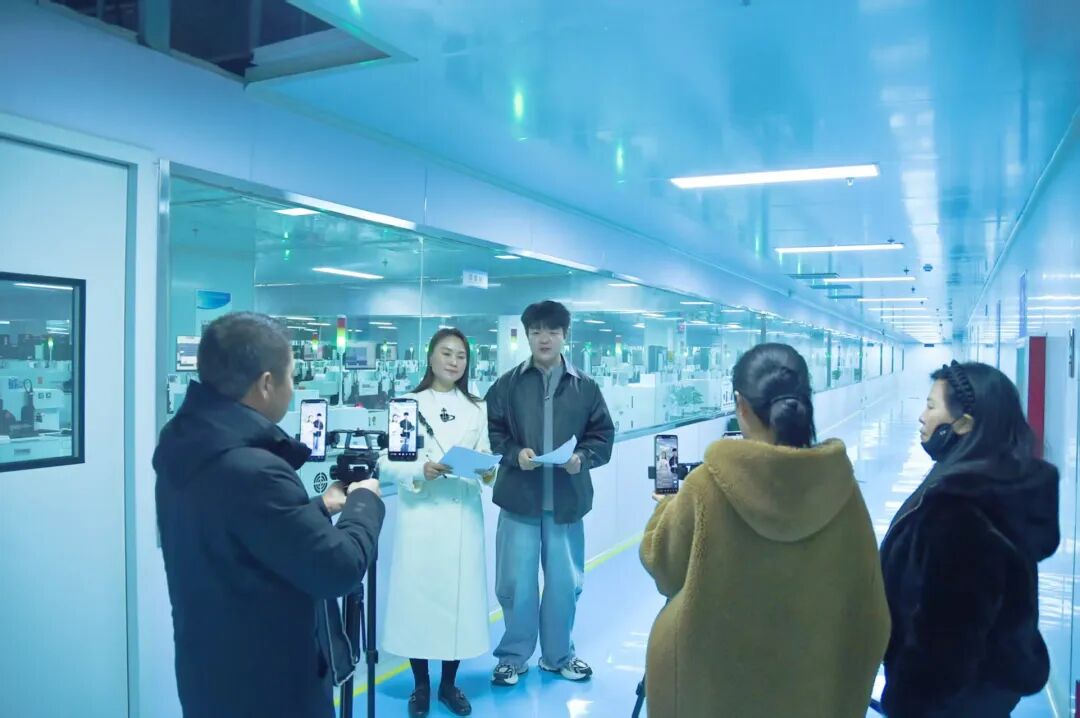 泌阳：岗位送到群众家门口