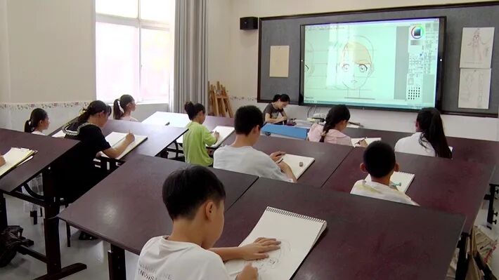 遂平县青少年活动中心开设暑期公益班