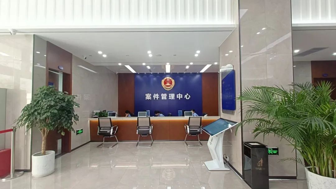 郑州自贸区检察院:12309检察服务大厅ai智慧屏上线