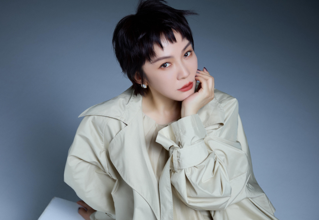 岳晓琳偷税被查！曾与宁静、龚琳娜、柳岩、沙溢等多位明星合作